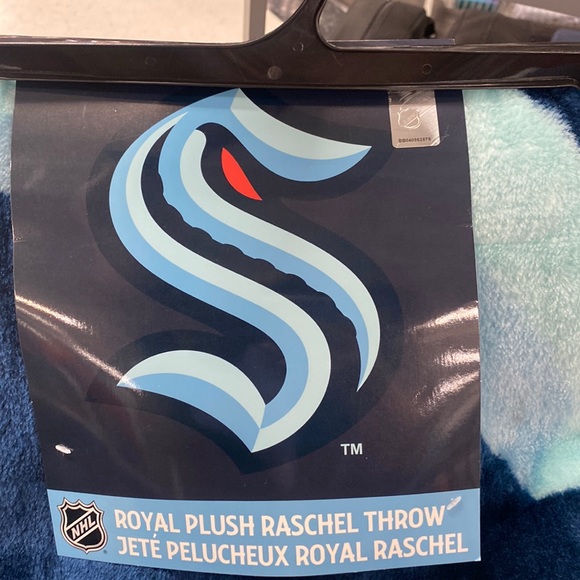 🆕🏒Seattle Kraken Plush Throw Blanket - Picture 1 of 3